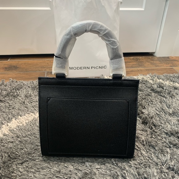 Modern Picnic Mini- chic alternative to the traditional lunchbox - Picture 4 of 7